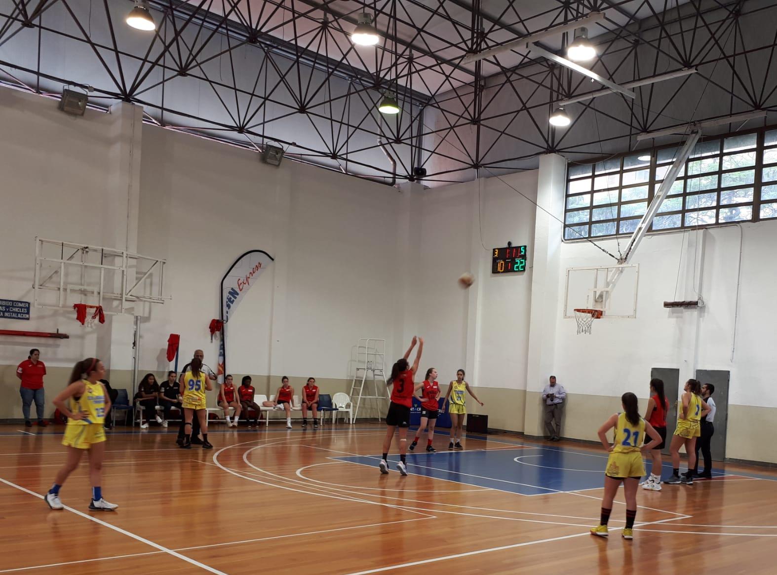 El Adareva se adjudica el partido inaugural del cuadro femenino del ‘XXIII Fred Olsen Express International Basketball Tournament’
