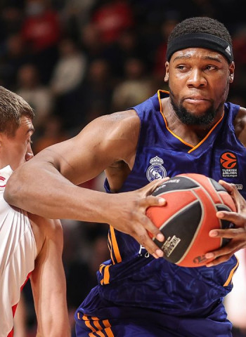 Derrota del Real Madrid ante el Estrella Roja en un final muy igualado (65-62)