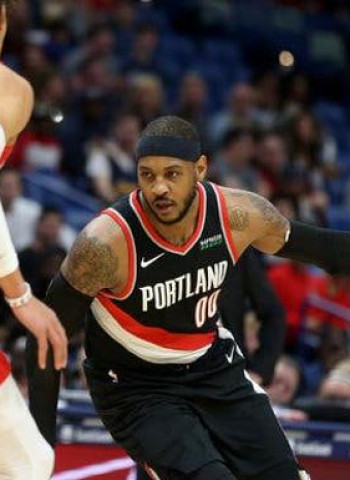 Giannis Antetokounmpo y Carmelo Anthony, jugadores de la semana en la NBA