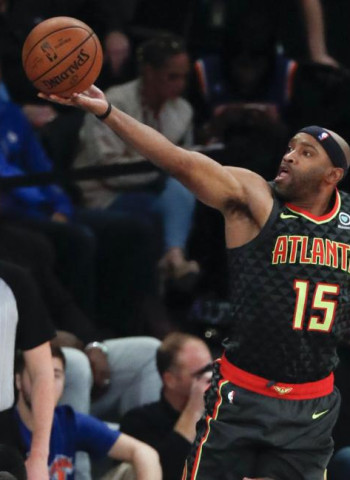 Los Hawks le deja un hueco a Vince Carter, pero el jugador se lo piensa
