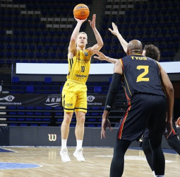 El Iberostar Tenerife suma su segunda victoria europea (85-72)