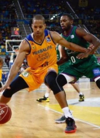 ¿Qué es el liderazgo? Lo explican el capitán y el técnico del Herbalife Gran Canaria