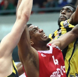 El Cedevita se da un homenaje a costa del Fenerbahce (89-59)