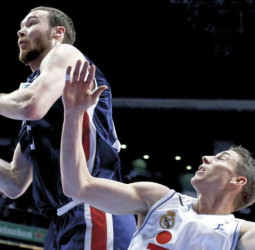 Alec Brown refuerza la pintura de Movistar Estudiantes