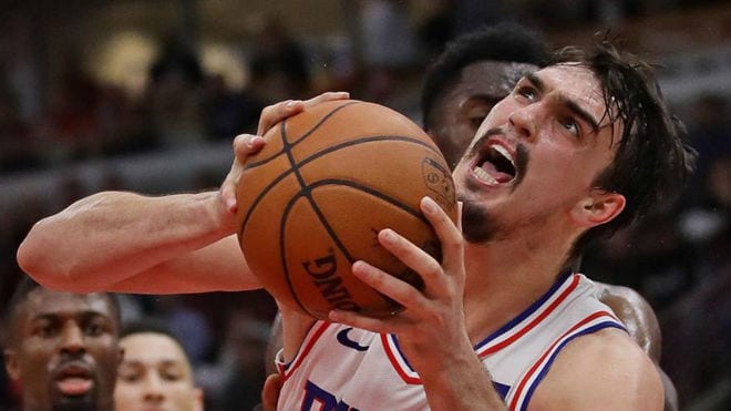 Memphis empieza bien, Saric sigue a lo suyo