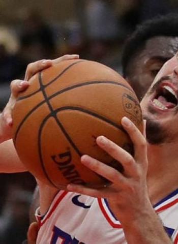 Memphis empieza bien, Saric sigue a lo suyo