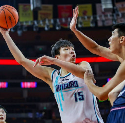 Yang Hansen: “el Nikola Jokic chino”