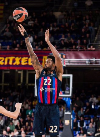 El Barça derrota a un combativo Maccabi tras un apoteósico final (83-78)