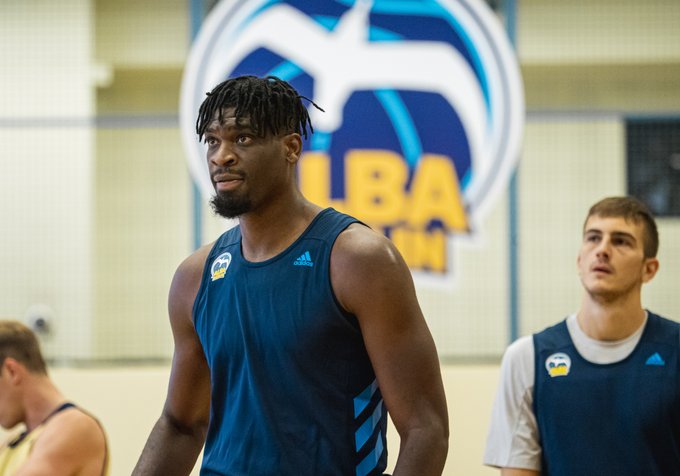Shevon Thompson firma por un mes con el ALBA Berlín