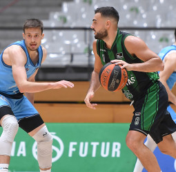 La Penya recibe la visita de los aragoneses