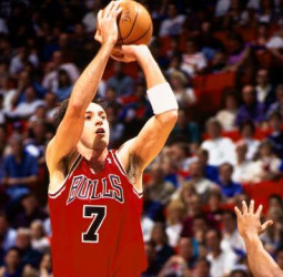 Toni Kukoc; La pantera rosa de Split