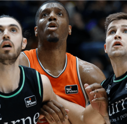 Bilbao Basket prolonga la pesadilla del Valencia Basket (79-85)