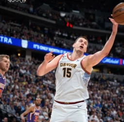 Nuggets doblegan a Suns y recuperan la delantera (102-118) [3-2]