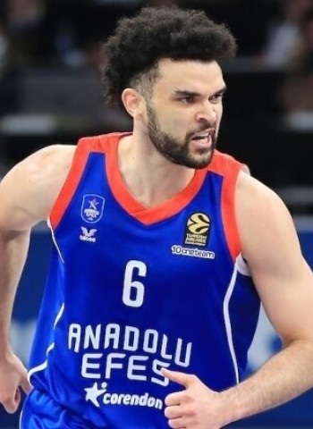 Elijah Bryant, en el lugar y el momento adecuado