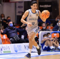 El San Pablo Burgos pasa como primero de grupo a los playoffs (86-90)