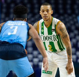 Golpe de mano bético de la mano de un imparable Randle (82-96)