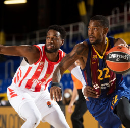 Barça - Estrella Roja: El líder sigue intratable (76-65)