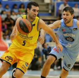 Gran Canaria se estrena a domicilio ante un desacertado Breogán (53-71)
