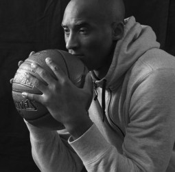 Kobe Bryant reconoce que estuvo a punto de irse a los Chicago Bulls