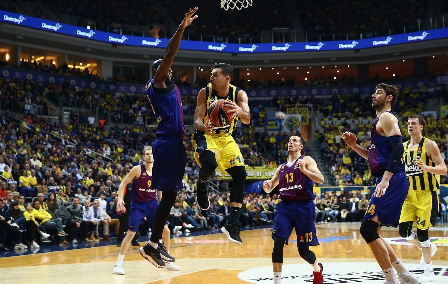 Kostas Sloukas se acerca al Barcelona Lassa