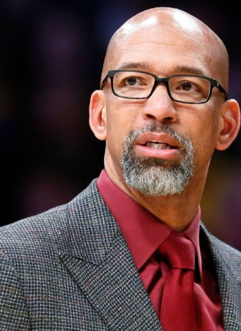 Monty Williams, entrenador del año en la NBA