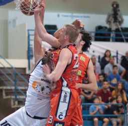 LEB ORO: Domingo de sabor visitante y series empatadas