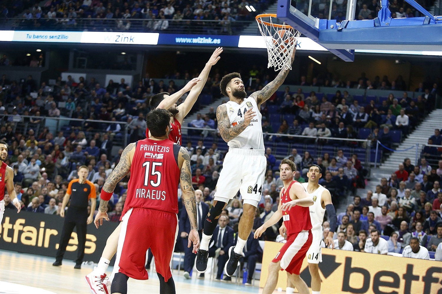 Jeff Taylor continuará jugando en el Real Madrid