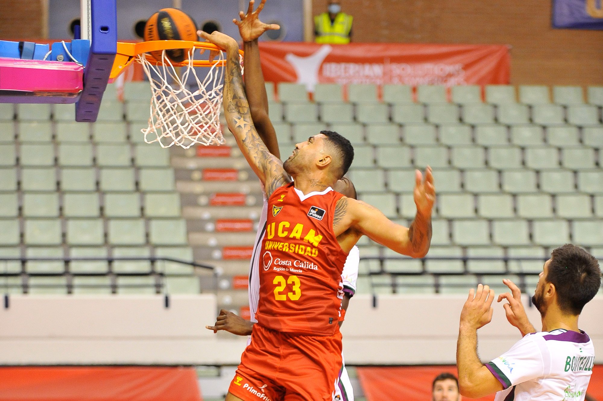 El UCAM Murcia se divierte en pretemporada (88-74)