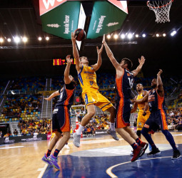 Duelo con sabor a revancha: el Dreamland Gran Canaria se reencuentra con Valencia Basket en el Playoff