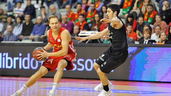 UCAM Murcia rompe su mala racha (82-71)