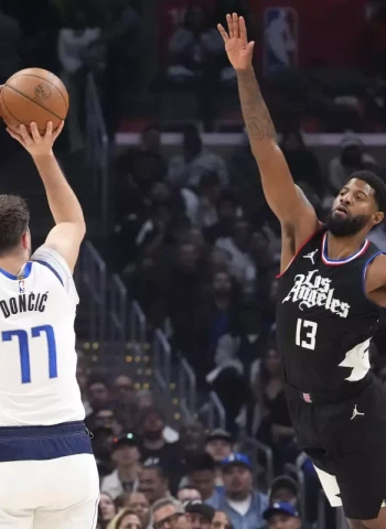 Doncic estalla en el momento justo para ganar a los Clippers, 93-96 [1-1]
