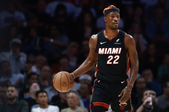 Los Miami Heat vuelven a suspender a Jimmy Butler