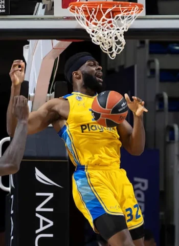 El Maccabi pone contra las cuerdas al Panathinaikos, 85-83 [1-2]