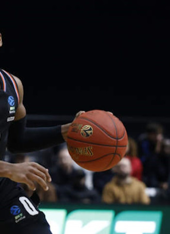 El Maccabi piensa en TJ Shorts para cubrir la posible marcha de Lorenzo Brown