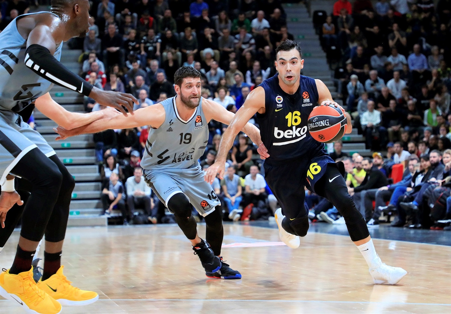 Semana decisiva en el intento de fichaje de Sloukas por el Olympiacos