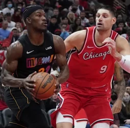 Butler y Vucevic, objetivos de los Golden State Warriors