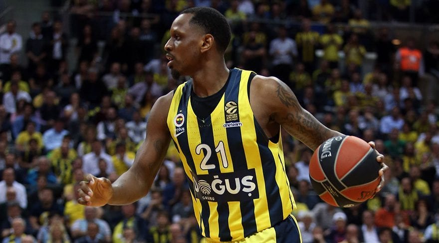 James Nunnally, fuera de peligro