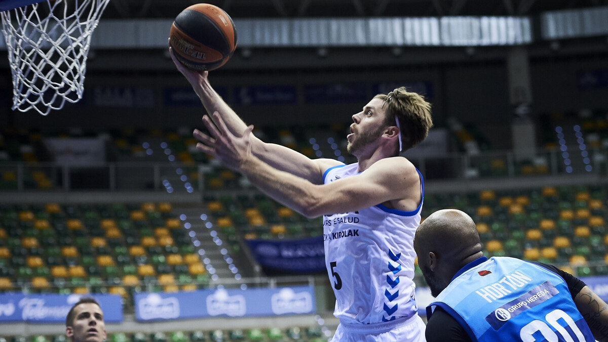 El San Pablo alarga su mala racha ante el Gipuzkoa Basket (79-90)