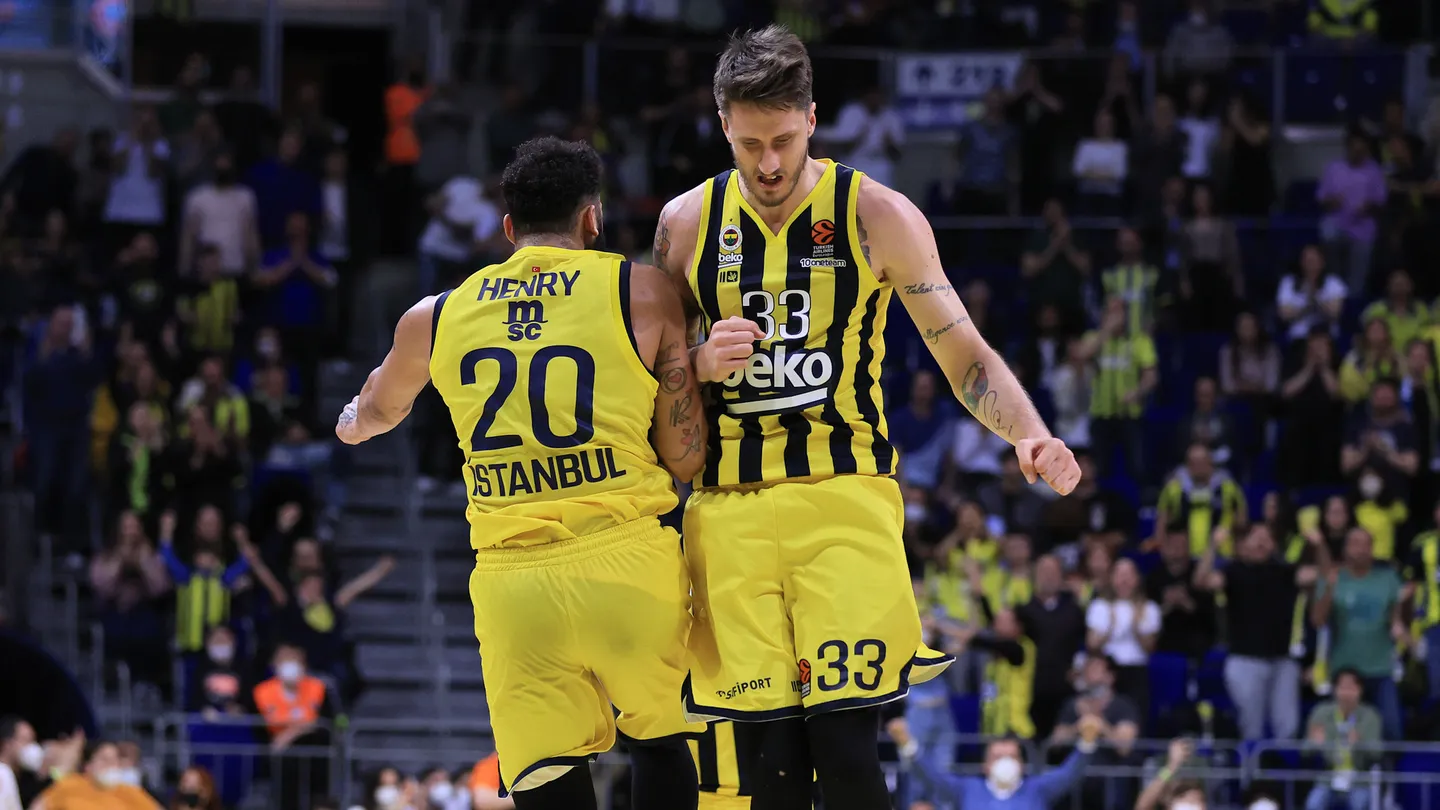 El Fenerbahce corta su mala racha ante el Bayern Múnich (81-76)