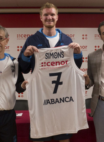 Ben Simons: “Estaba deseando llegar y entrenar con los compañeros, coger ritmo y jugar este domingo el primer partido”
