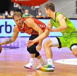Rafa Luz continuará su carrera en el Bilbao Basket