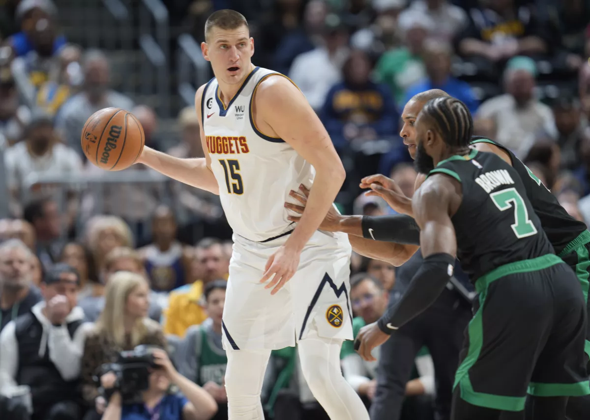 Un vistazo a la noche NBA