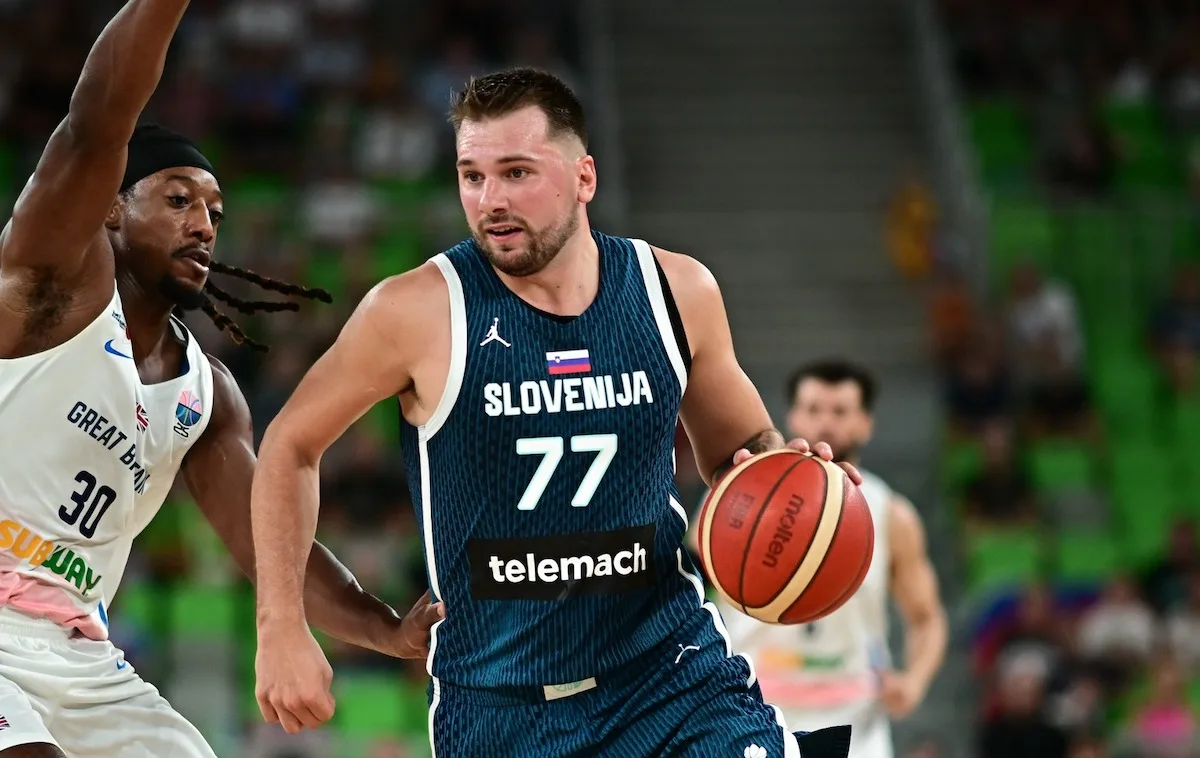 Doncic despeja las dudas de su lesión con otra exhibición