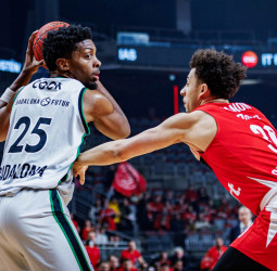 Colapso total en Riga, 94-80