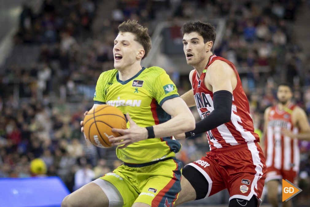 El Coviran Granada gana en un final apretado y sale del descenso (78-74)