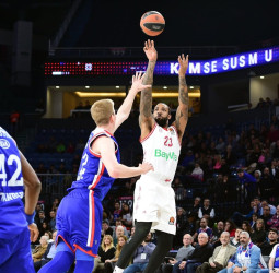 El Anadolu Efes se mostró muy superior al Bayern Munich (92-77)