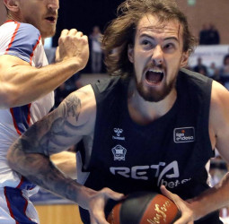 El Bilbao Basket acuerda la renovación de Ondrej Balvin