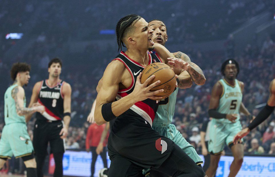 Los Trail Blazers hacen historia con una aplastante victoria sobre los Hornets, 141-88