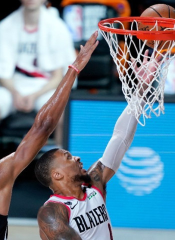 Un vistazo a la noche NBA: Los Spurs no estarán en los playoffs y la última plaza se la jugarán entre Blazers y Grizzlies