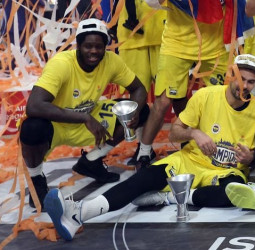 Anthony Bennett se desvincula del Fenerbahce